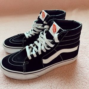 NWOT black hightop vans never worn!